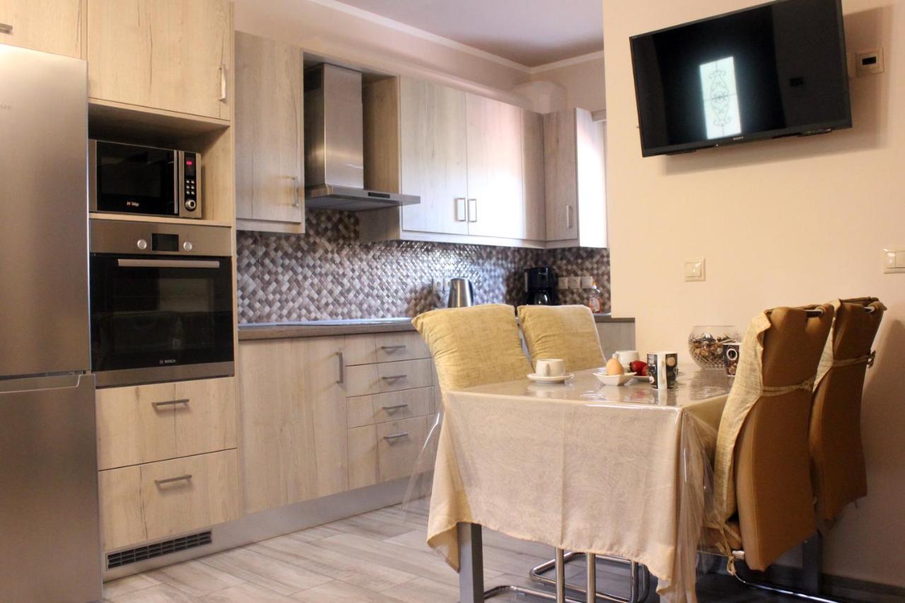 Theos Apartments Agios Stefanos Avliotes  Exterior foto